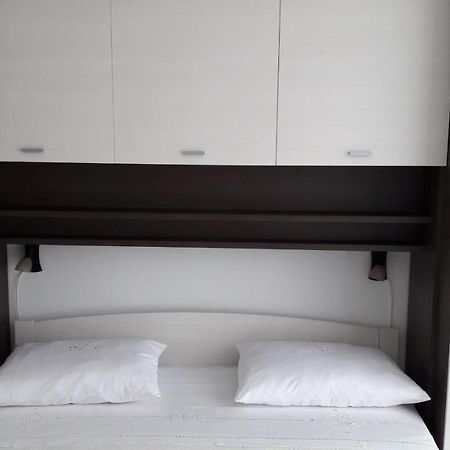 Rakotule Apartment Nena- Apartman Sa Posebnim Ulazom U Prizemlju, Terasom I Zelenom Okucnicom מראה חיצוני תמונה