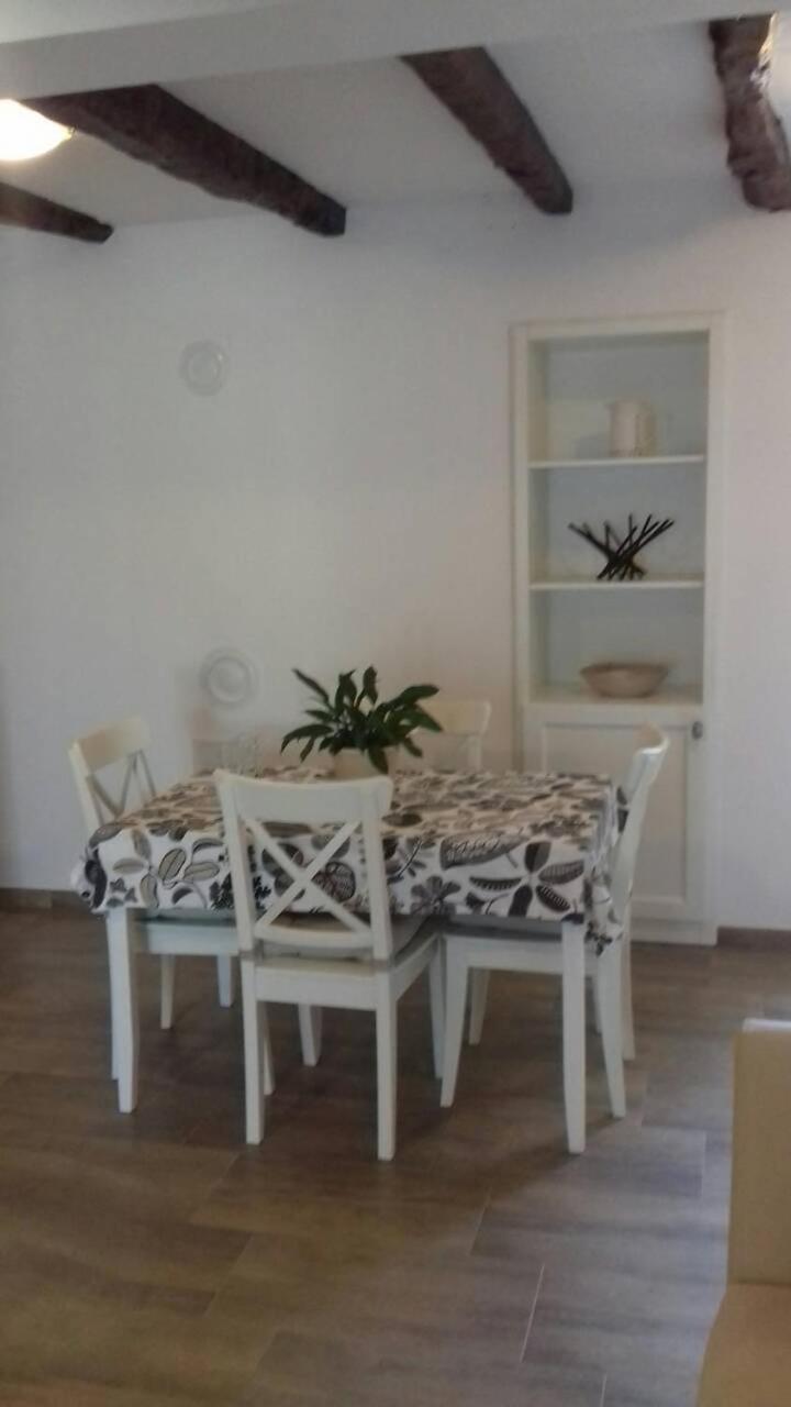 Rakotule Apartment Nena- Apartman Sa Posebnim Ulazom U Prizemlju, Terasom I Zelenom Okucnicom מראה חיצוני תמונה